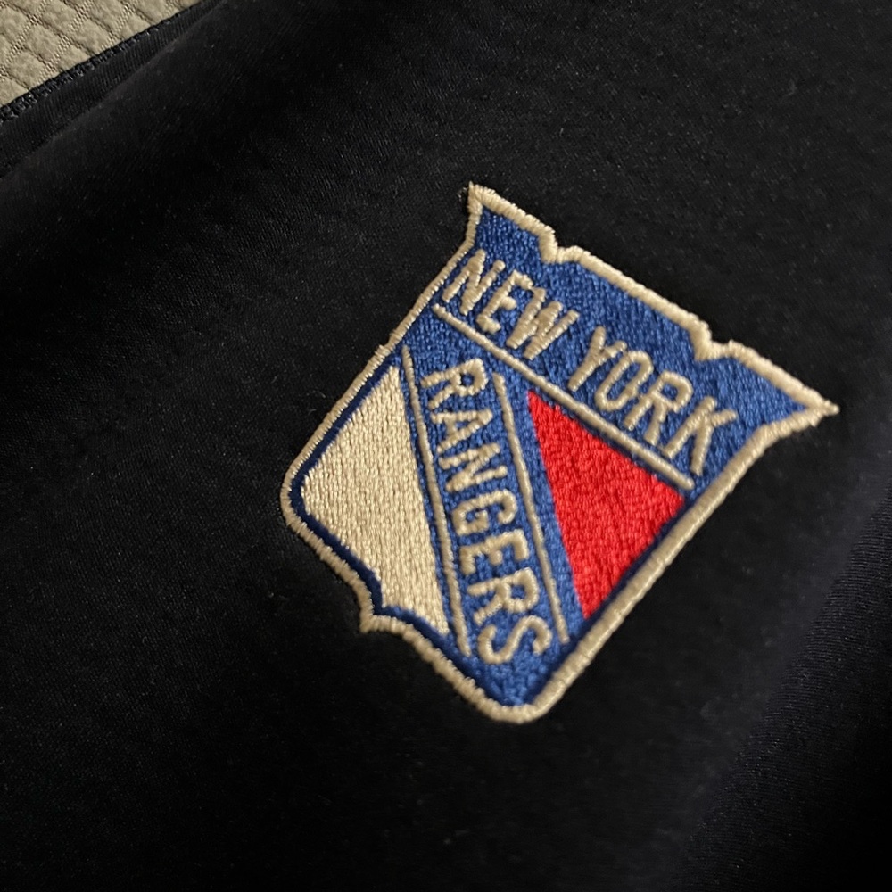 New York Rangers Zero Restriction Jacket - Picture 5 of 9